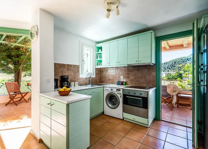 Myrto's House At Agnontas